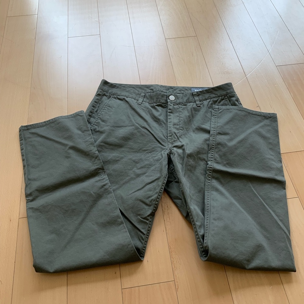 Bonobos 35X32